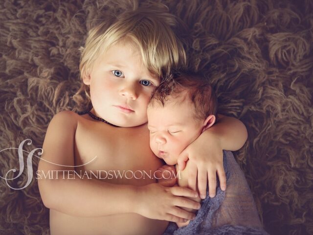 newborn-posing