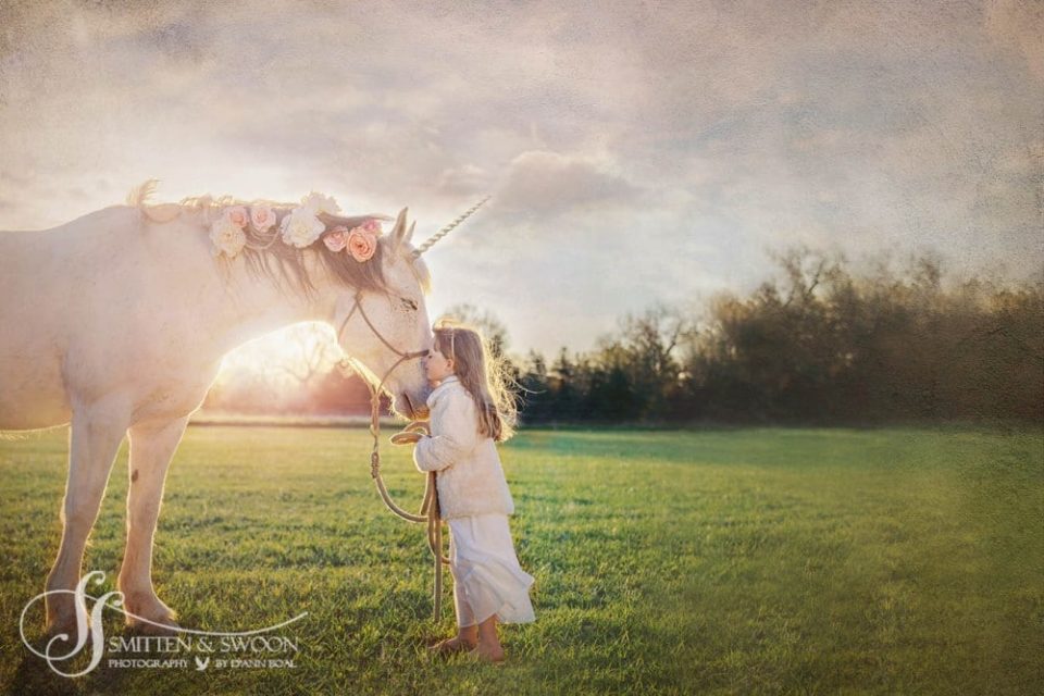 unicorn-and-girl